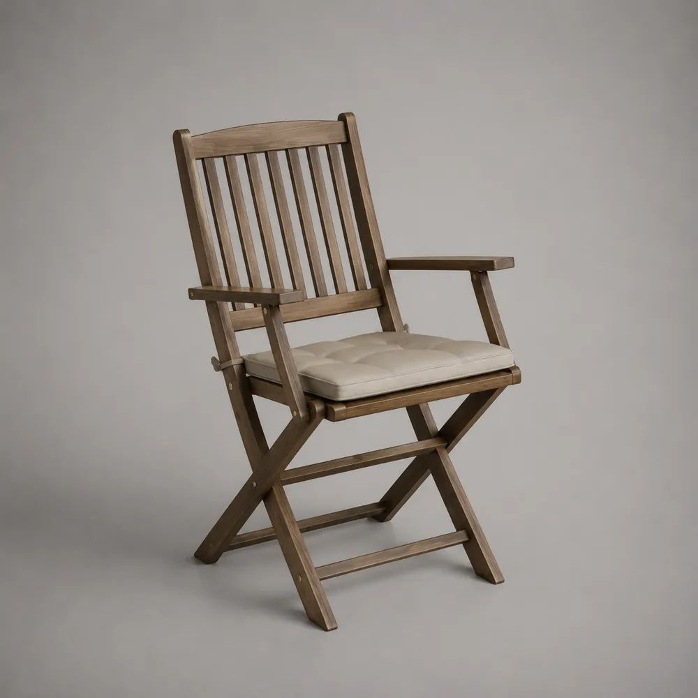 Fauteuil de jardin pliant en bois massif avec accoudoirs et coussin beige, 58 × 62 × 91 cm